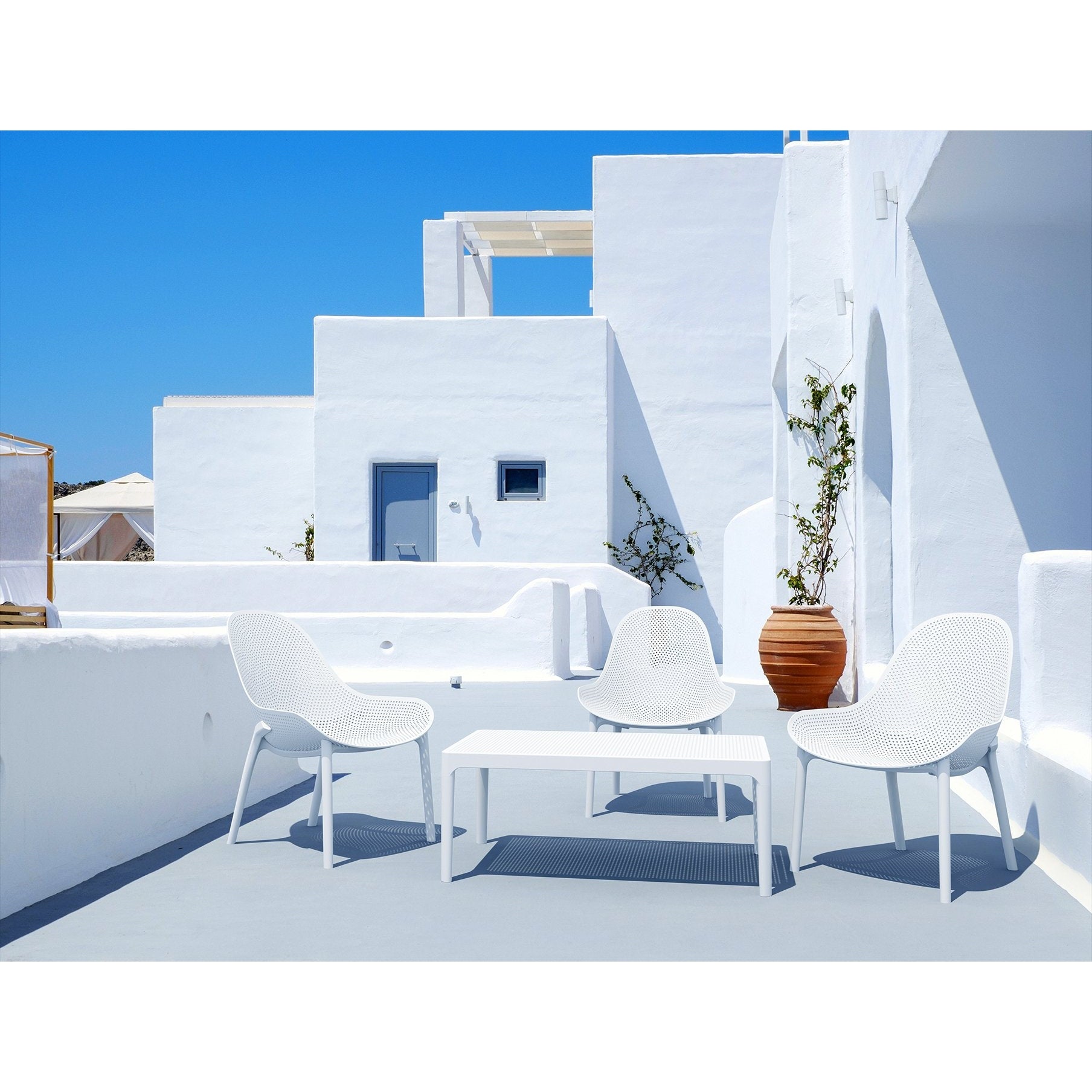 Sky Lounge Table