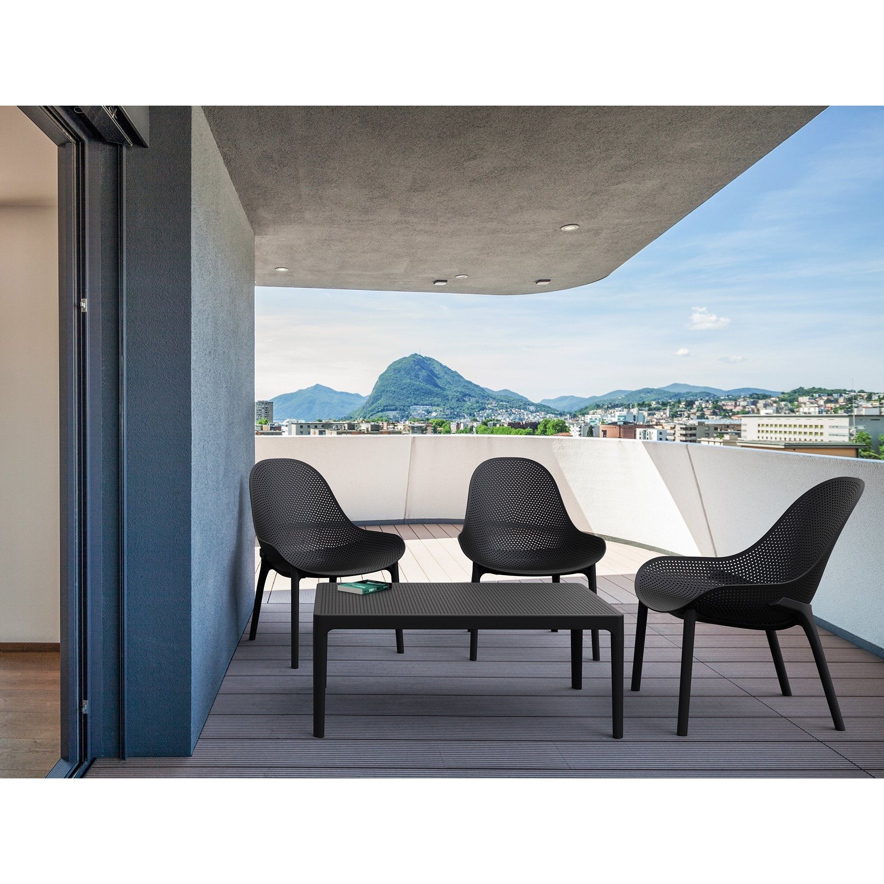 Sky Lounge Table