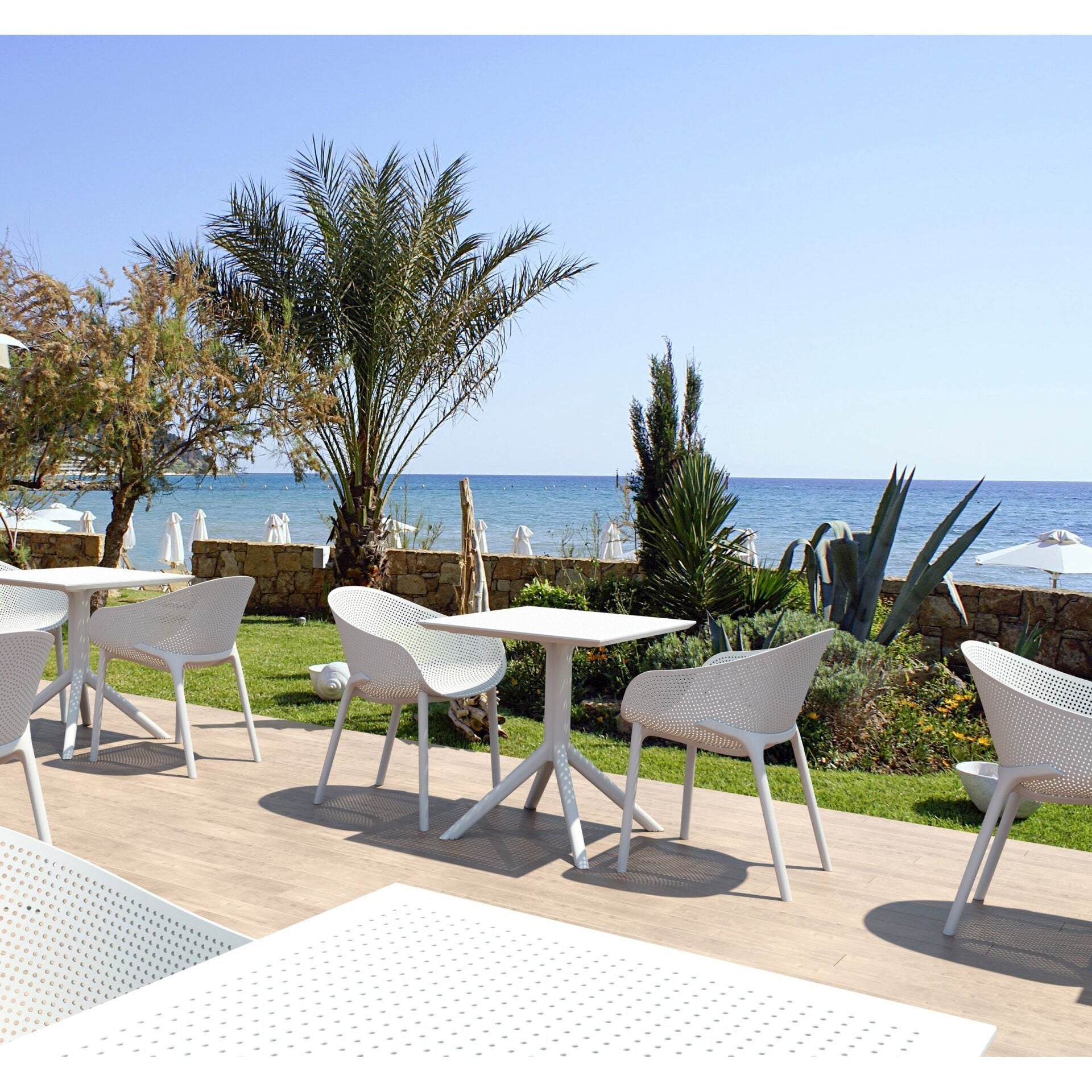 Sky Table 70
