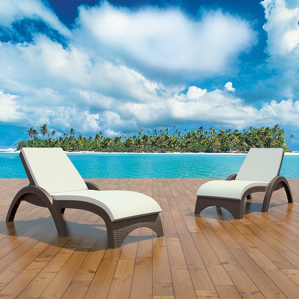 Fiji Sunlounger with Etisilk Cushion