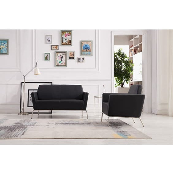 Jaden Single Lounge