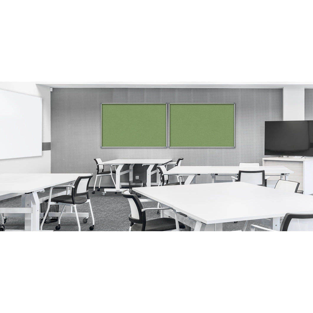 Krommenie Pinboard (Standard Frame)