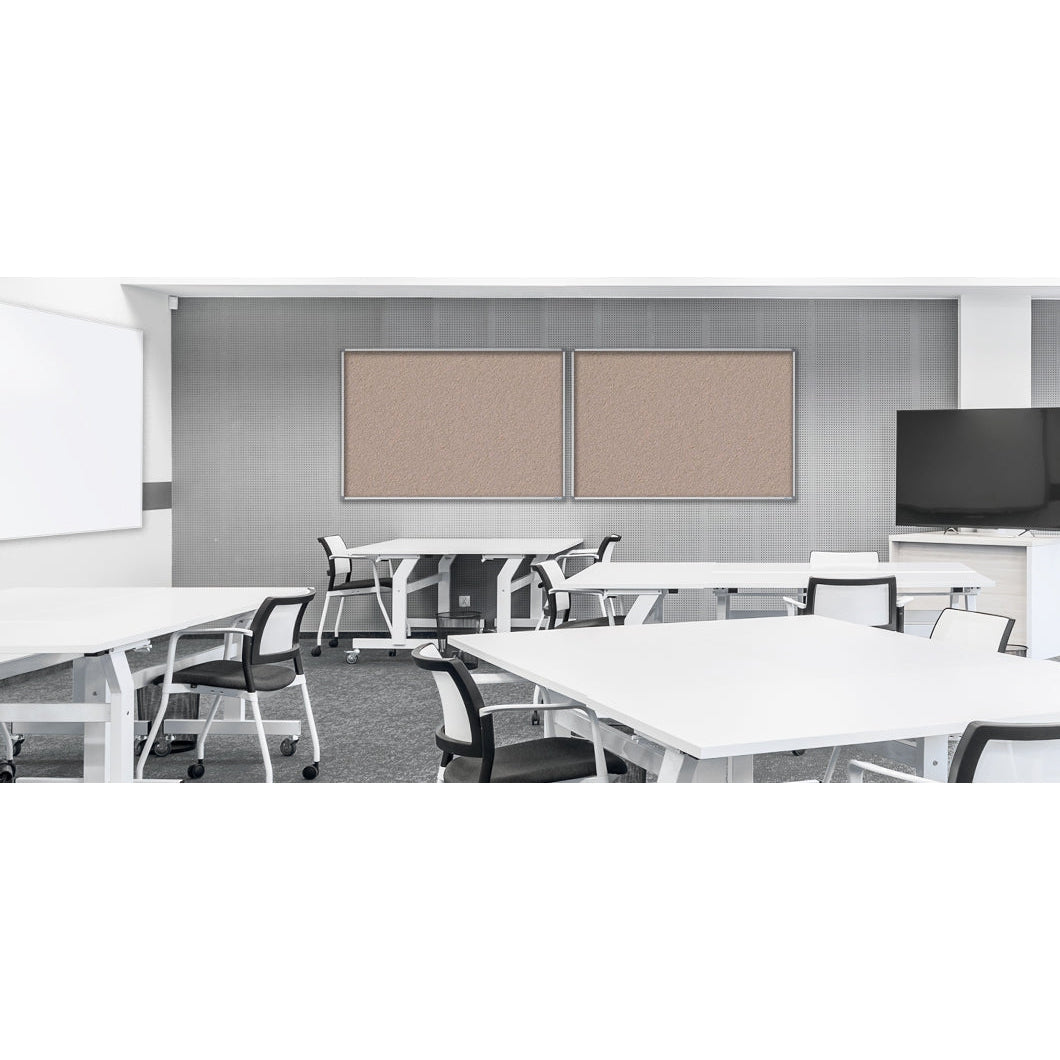 Krommenie Pinboard (Standard Frame)